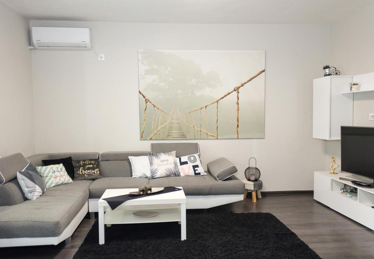 Cosy And Modern 1Bd Flat Near The City Centre By Flat Mаnager Варна Экстерьер фото